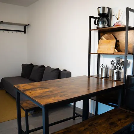 Black Wood Tiny House In - Eifel Escape