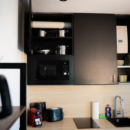 Black Wood Tiny House In - Eifel Escape Lägenhet Mendig